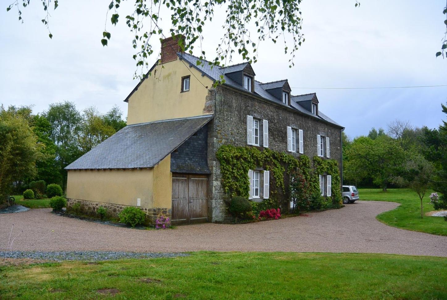 Bed and Breakfast Domaine De La Basse Orme Les Iffs Экстерьер фото